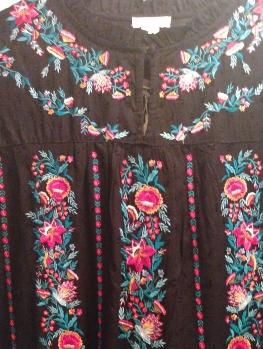 Sundance Black Embroidered Top - Picture 3 of 5